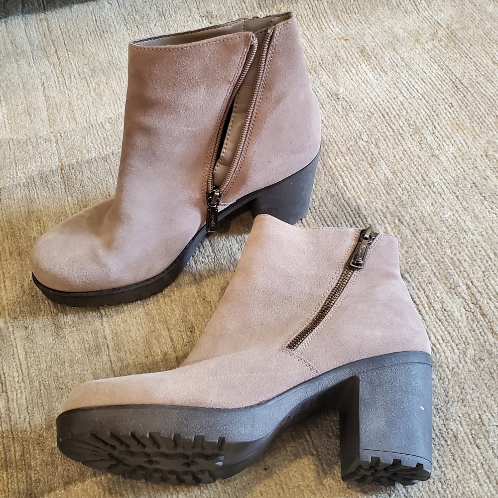 Blondo Suede Waterproof Boots 7.5 M
